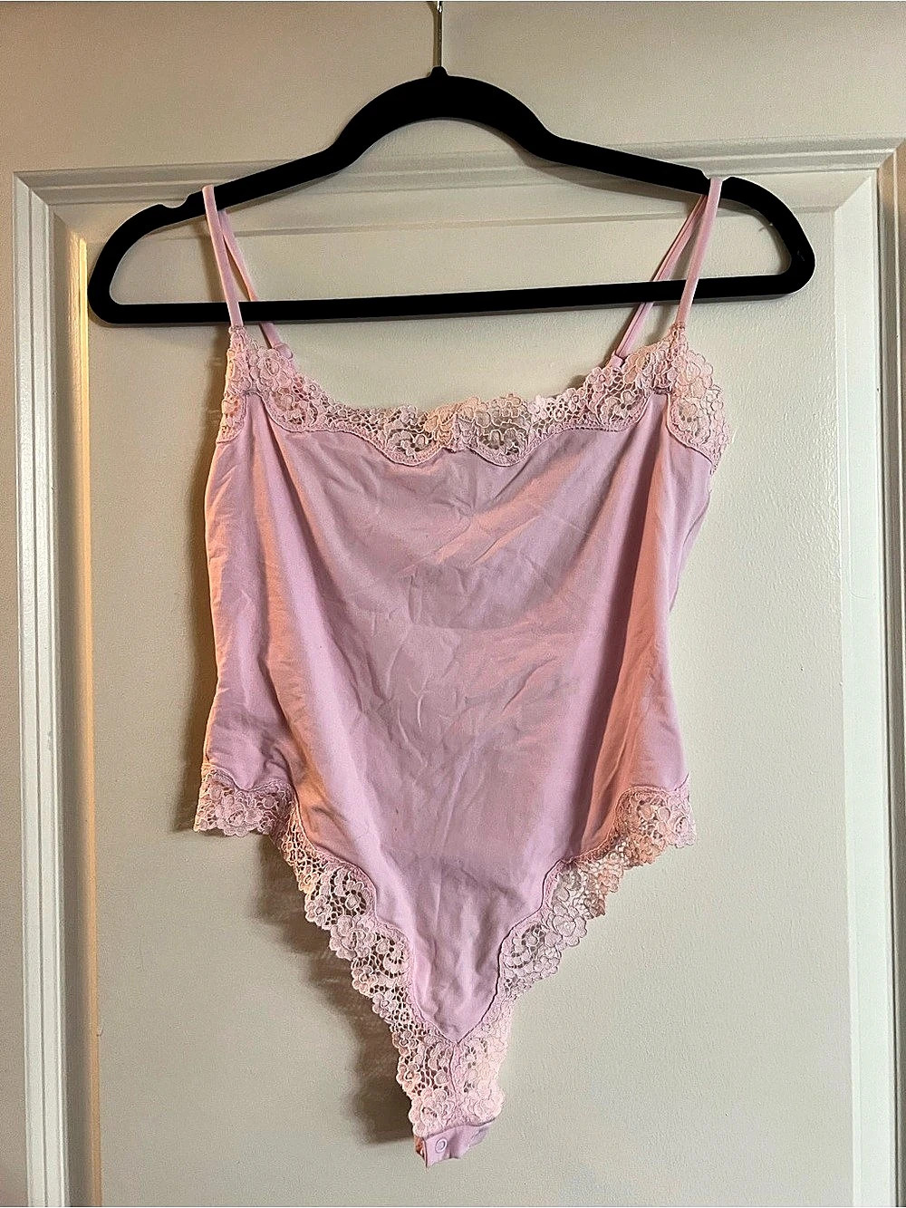 SKIMS Fits Everybody Lace Bodysuit Pink